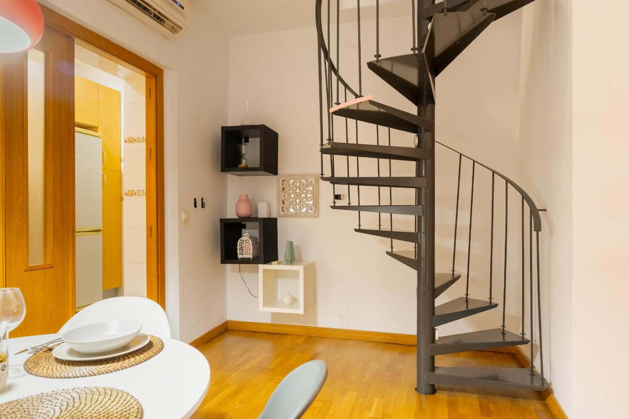 Duplex Moderno Alameda Apartment Sevilla Bagian luar foto
